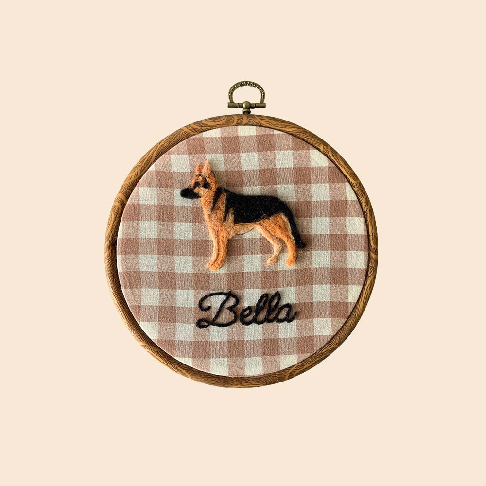 Custom Needle Felt Dog Hoop Art – Personalized Pet Portrait & Memorial Gift